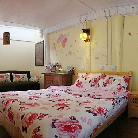 Tree'S Tale Hotel - Lijiang Lijiang  Exterior foto