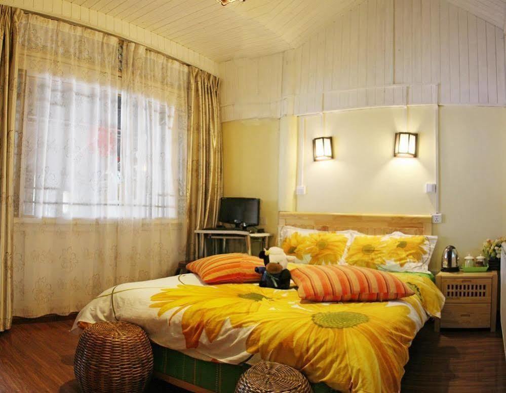 Tree'S Tale Hotel - Lijiang Lijiang  Exterior foto